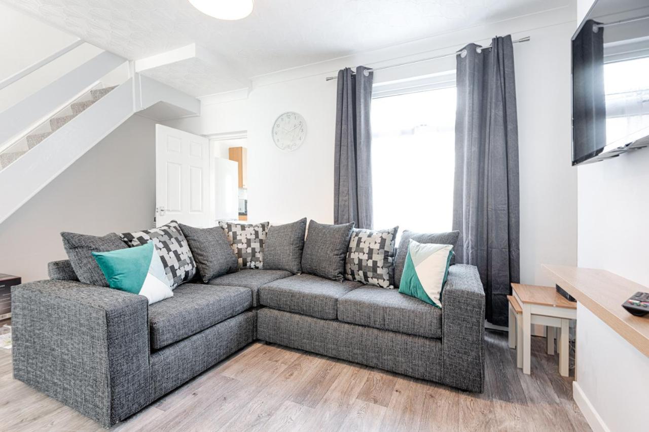 City Centre, Parking, Smart Tv'S In All Rooms Swansea Exterior foto