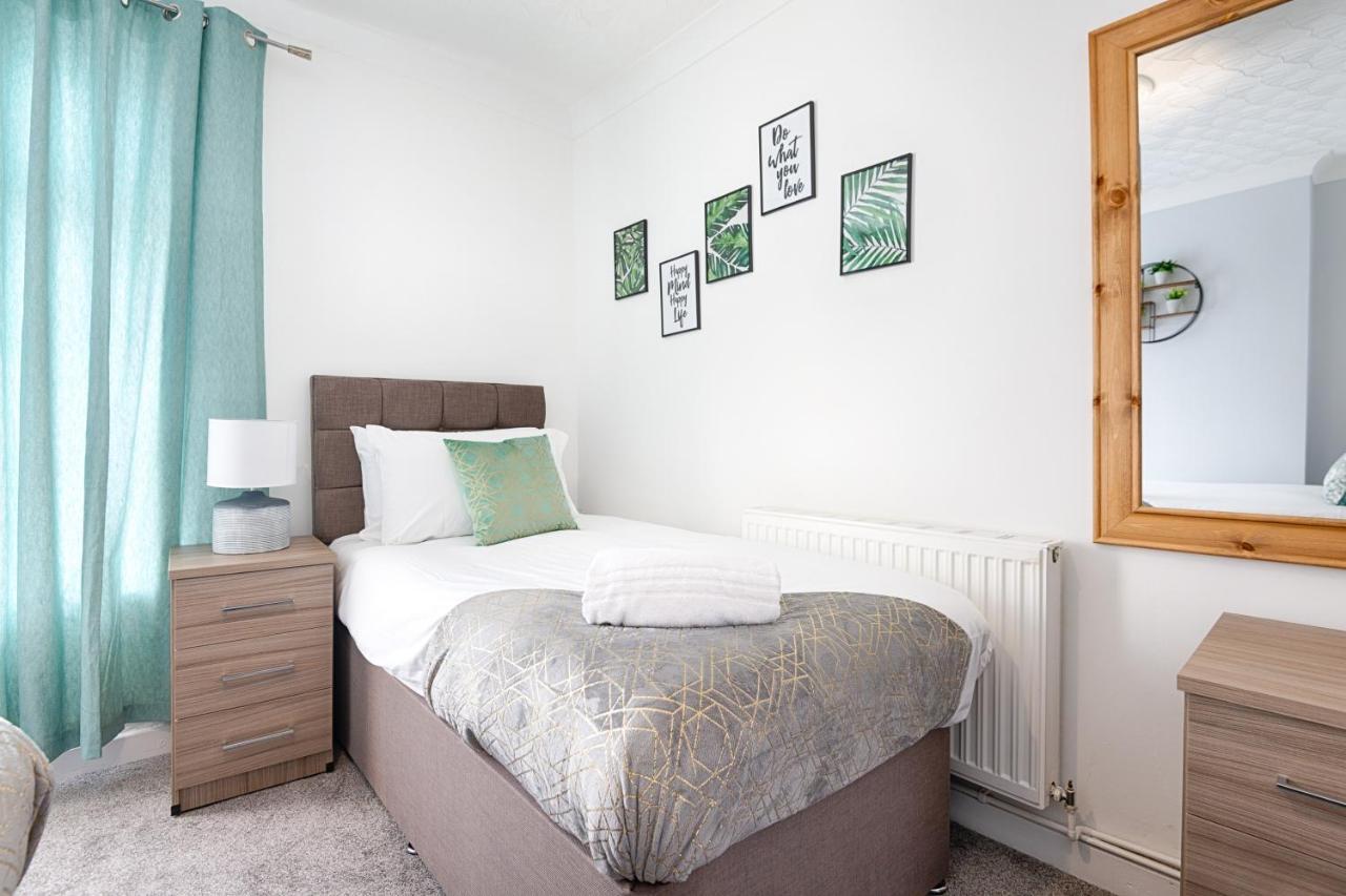 City Centre, Parking, Smart Tv'S In All Rooms Swansea Exterior foto